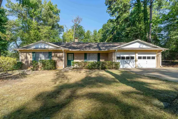 1605 Auburn Dr., Longview, TX 75601