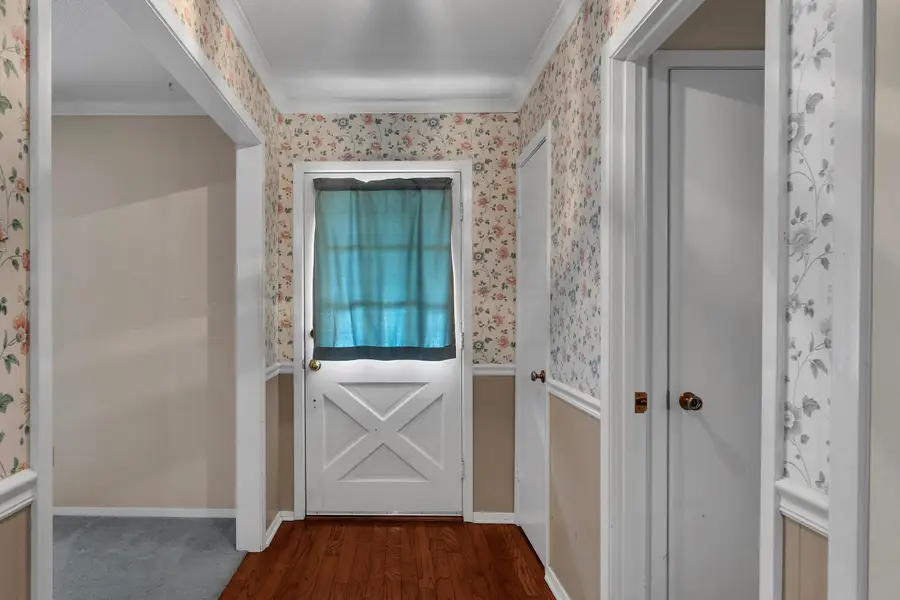 1605 Auburn Dr., Longview, TX 75601 - #3