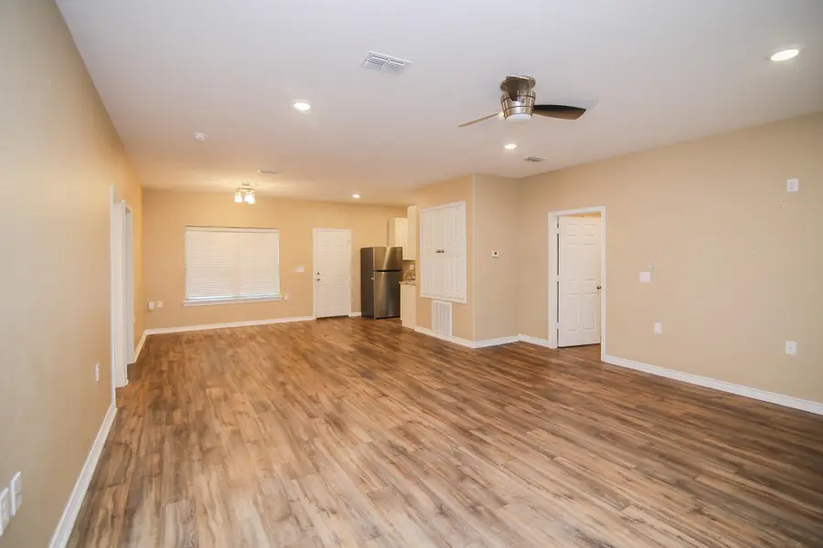 411 Johnson St, Longview, TX 75602 - #2