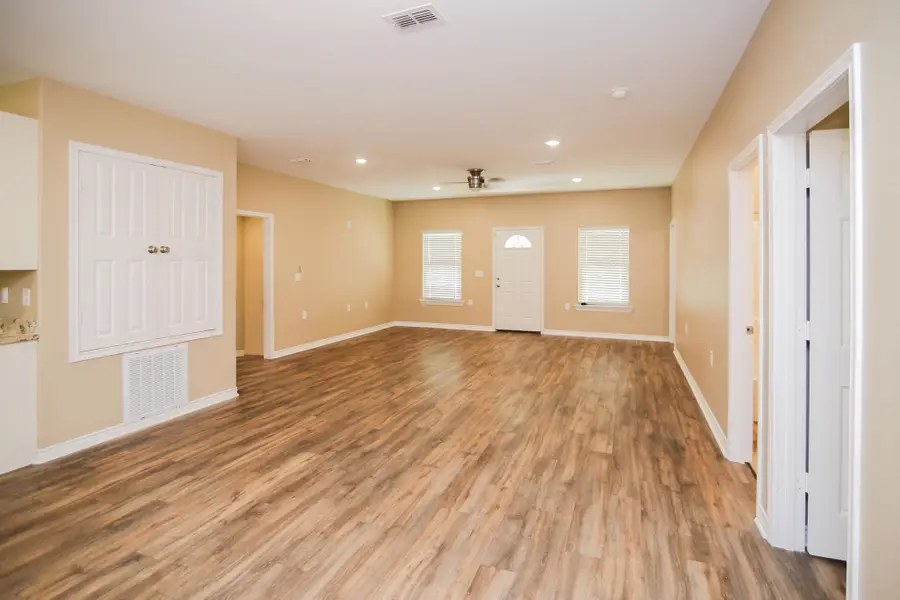 411 Johnson St, Longview, TX 75602 - #3