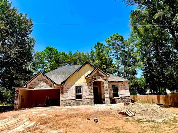 1407 Creekwood Lane, Longview, TX 75602