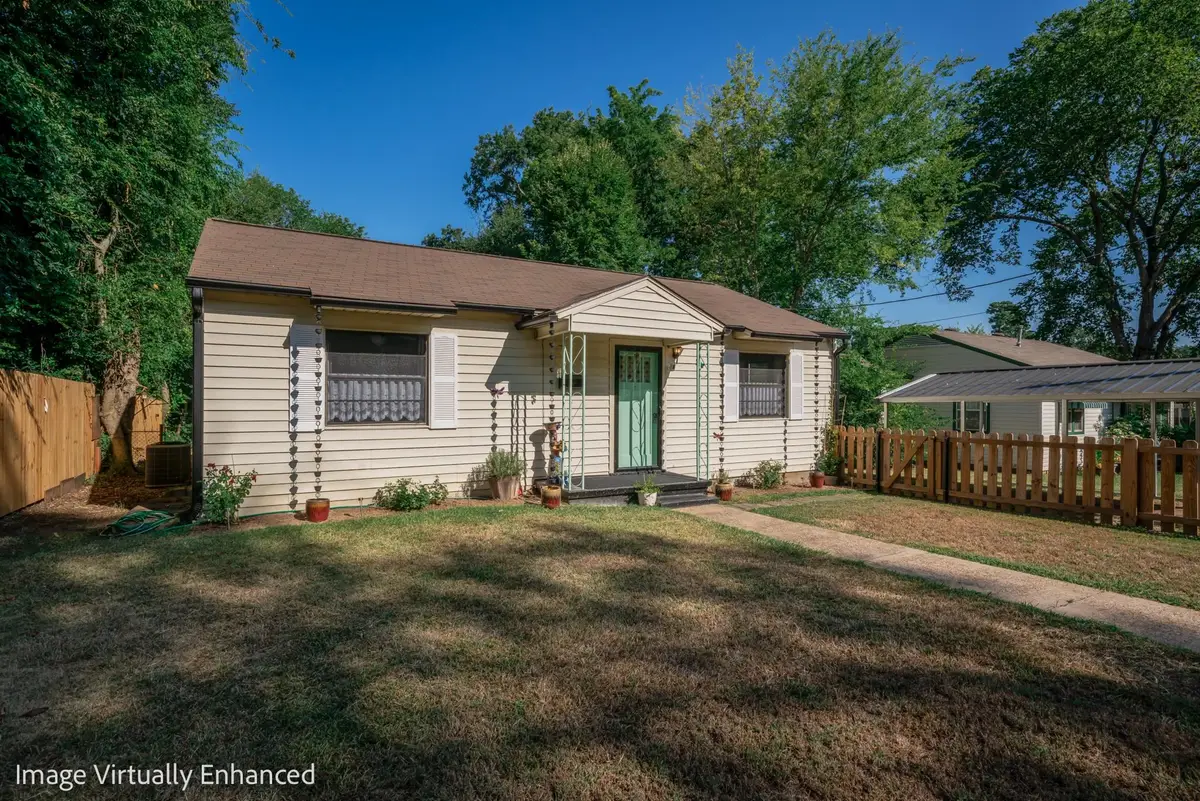 713 Martha Dr, Gladewater, TX 75647 - #1