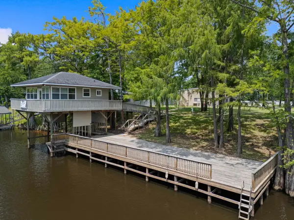 176 MA County Road 3215, Jefferson, TX 75657