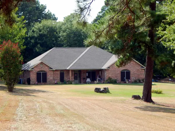 5000 GLENWOOD DR., Gilmer, TX 75645
