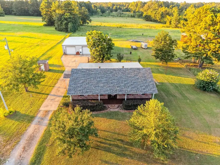 813 Newton Loop, Marshall, TX 75672 - #3