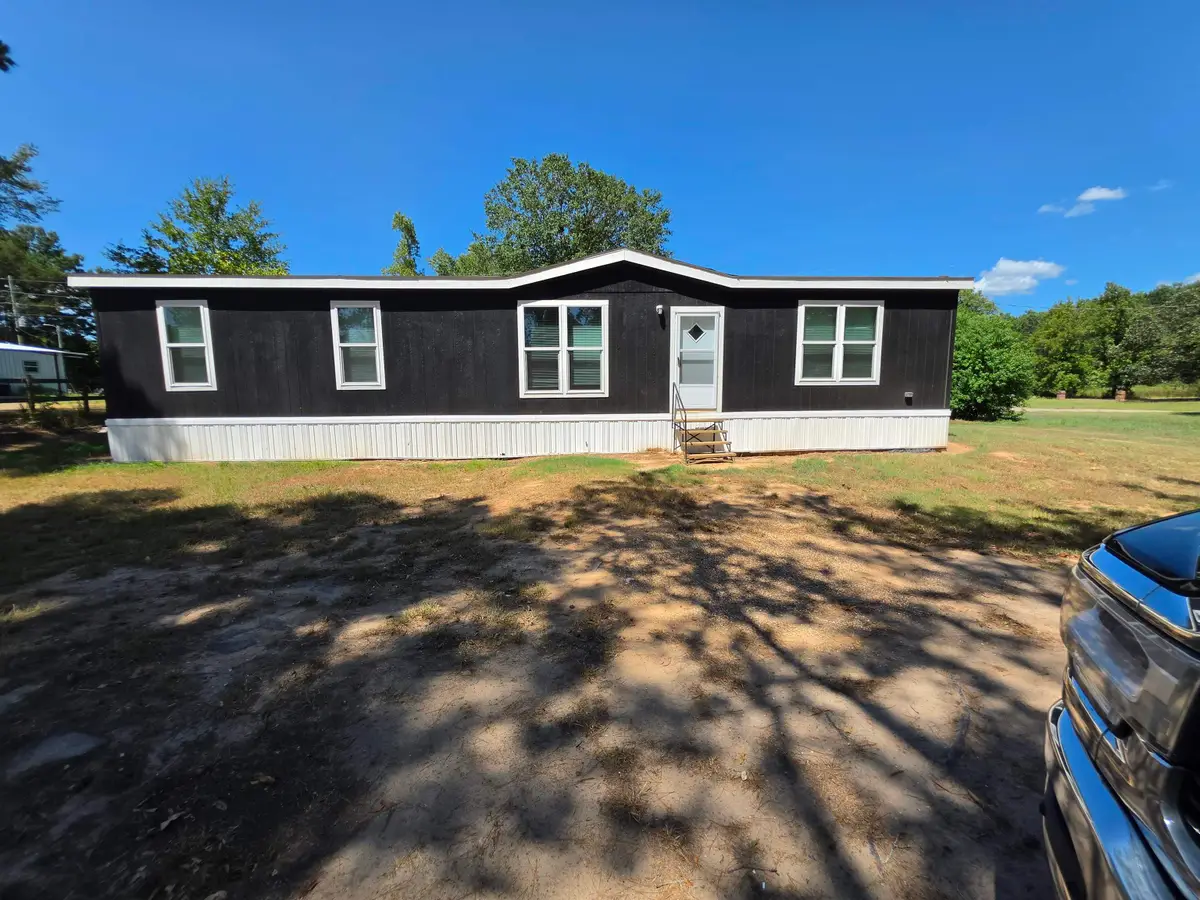 7671 Gardenia Rd, Gilmer, TX 75645 - #1