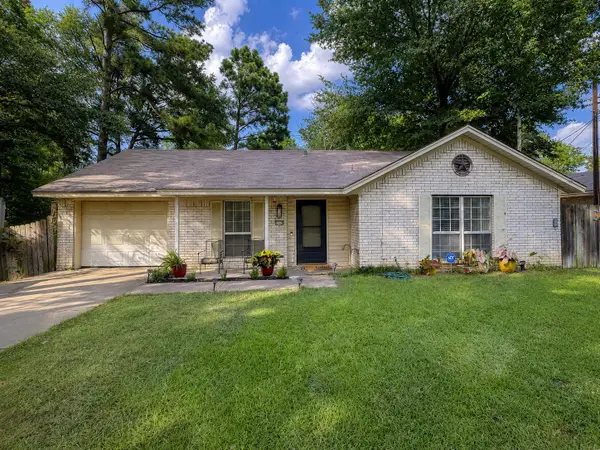 6103 Payne Rd, Longview, TX 75604