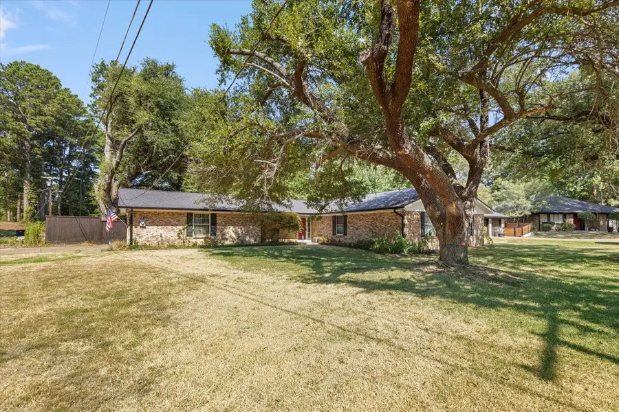 4 Amherst Cir, Longview, TX 75601 - #2