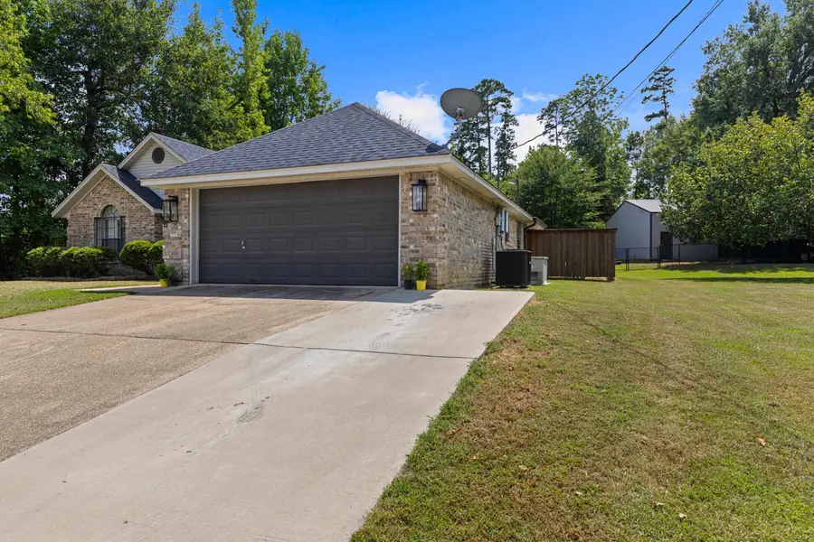 4508 Memorial Dr, Marshall, TX 75672 - #3