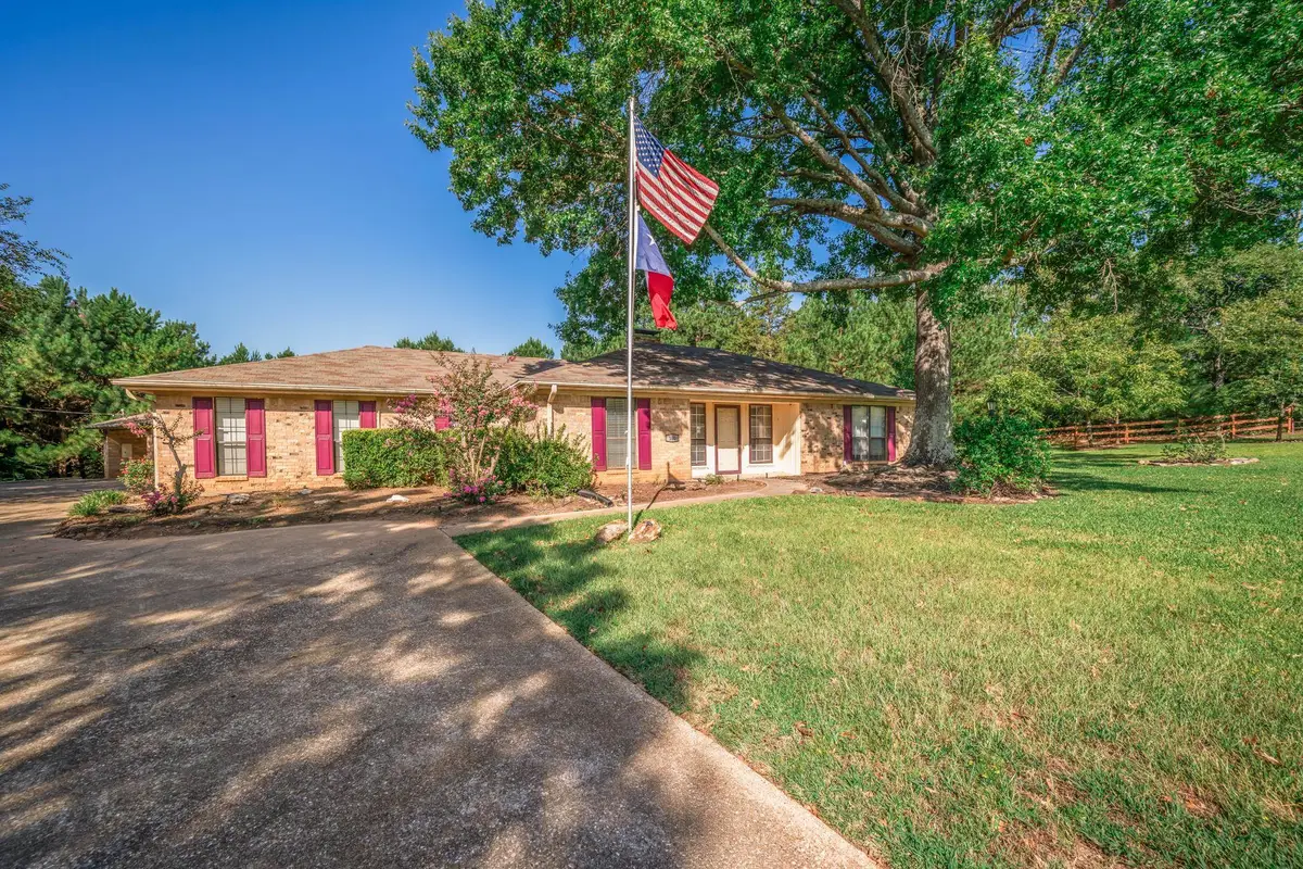 100 Mountain View Rd, Gladewater, TX 75647 - #1