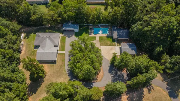 5701 SH 135, Gladewater, TX 75647