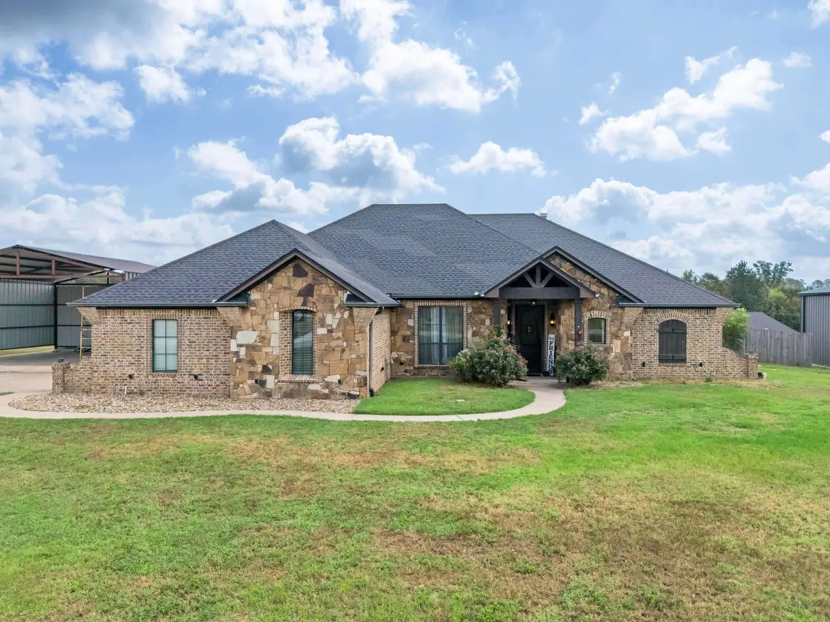 180 Towering Oaks Haven, Longview, TX 75602 - #1