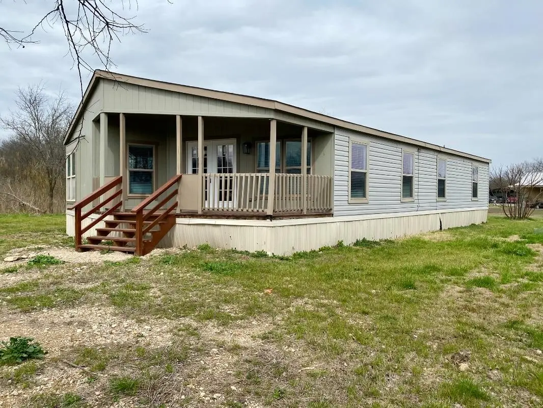 229 Oakdale Dr., Elm Mott, TX 76640 - #1