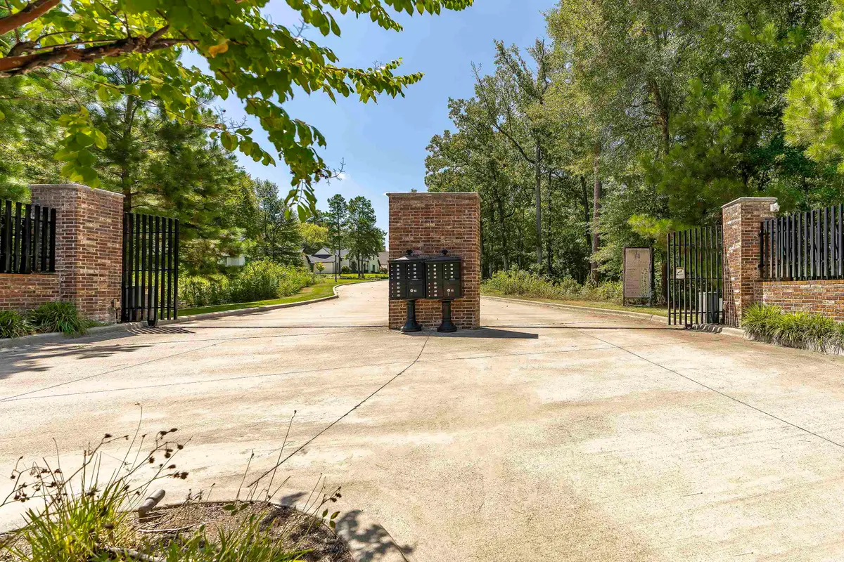 210 Longleaf Dr., Longview, TX 75602 - #1