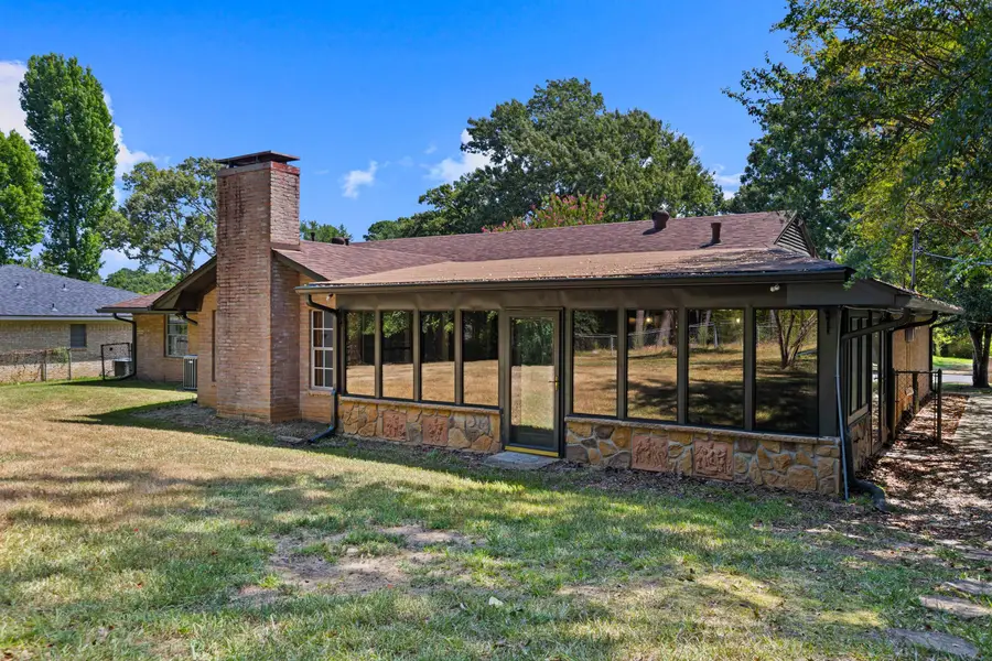 603 Ambassador, Marshall, TX 75672 - #2