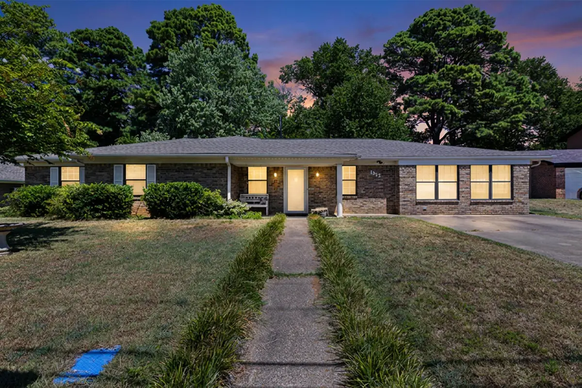1922 Lee St, Longview, TX 75604 - #1