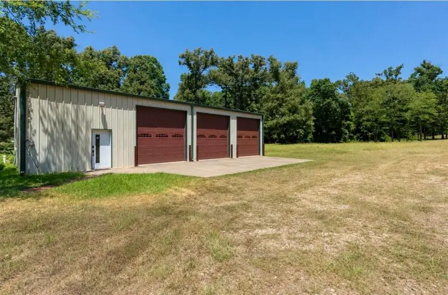 221 Loma Vista Dr., Hallsville, TX 75650 - #2