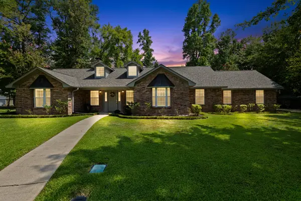 26 Pine Burr Circle, Marshall, TX 75672