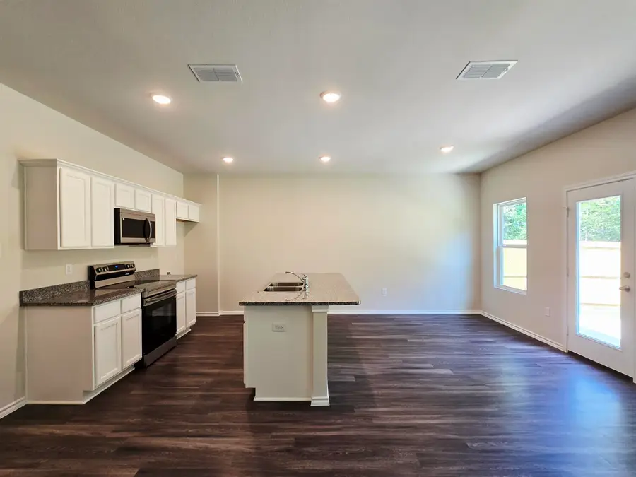 2707 Southern Oaks Drive, Longview, TX 75604 - #3