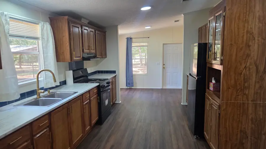173 Neal St, Beckville, TX 75631 - #3