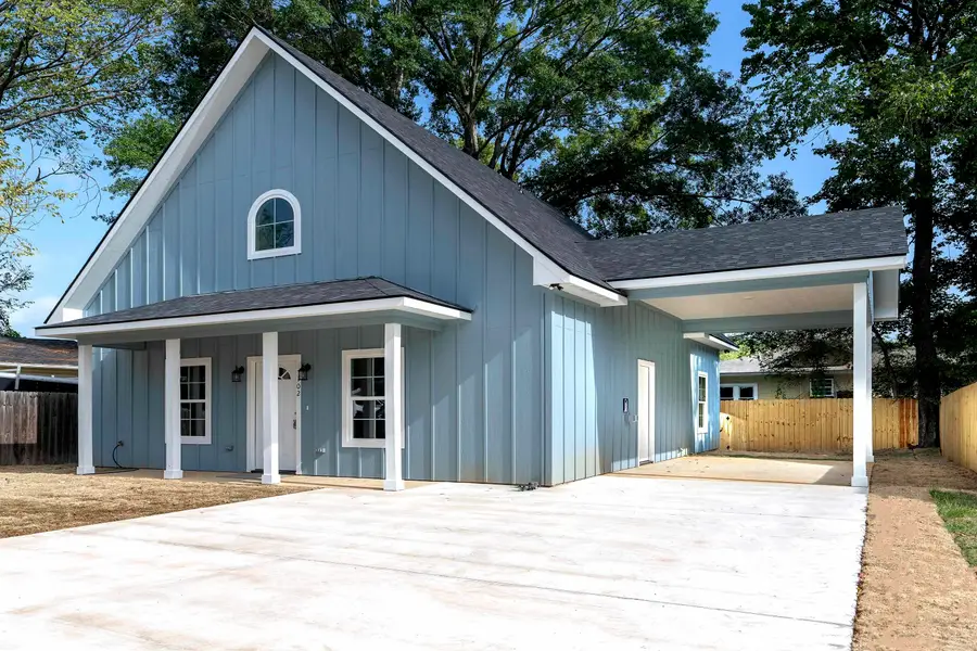 102 E Berkley St, Longview, TX 75604 - #2