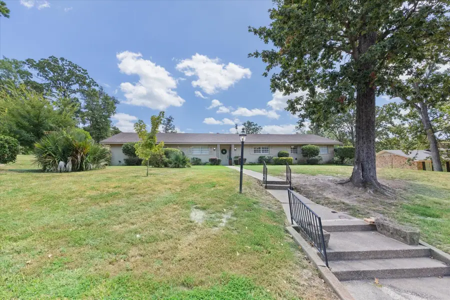 2004 Wood Place, Longview, TX 75601-3240 - #2