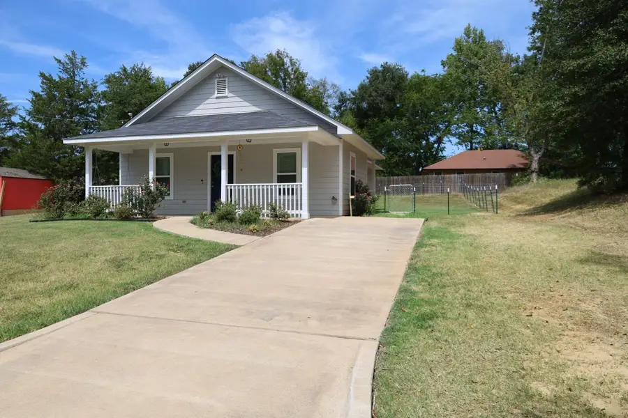 129 Dr MLK Jr Dr., Gladewater, TX 75647 - #3