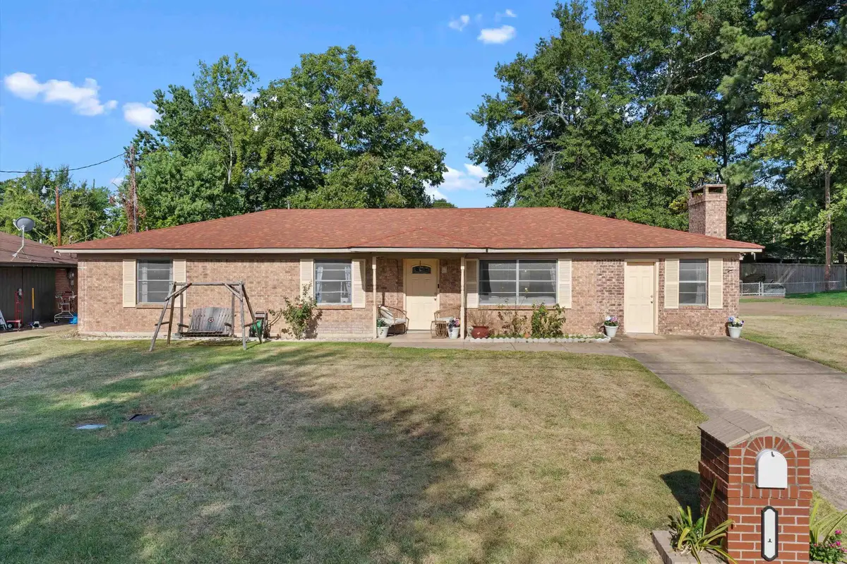 2211 Nixson Dr, Longview, TX 75602 - #1