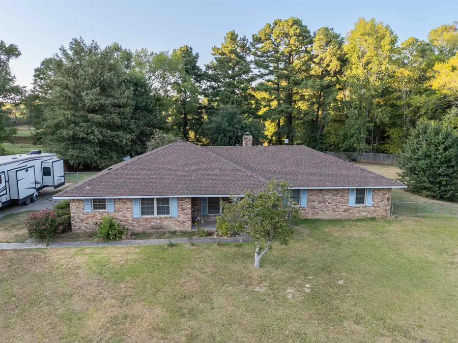 120 Corrine Pl, Waskom, TX 75692 - #2