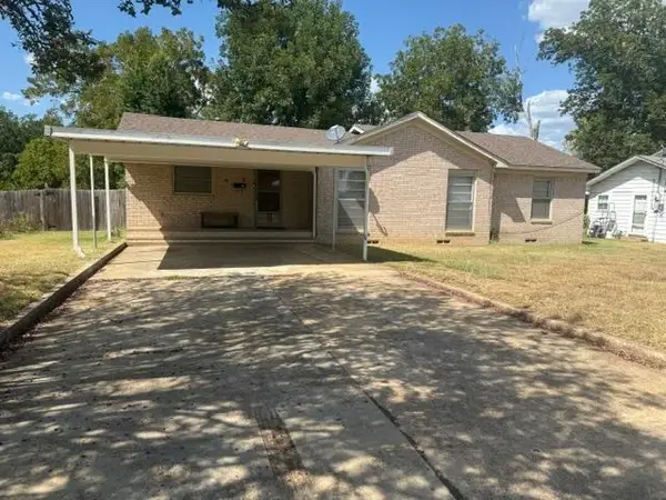 311 McNee, Henderson, TX 75654