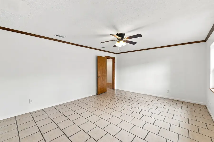 3593 N Page Rd, Longview, TX 75605 - #3