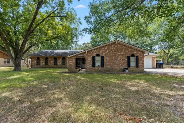 2975 Lynn Drive, Longview, TX 75604