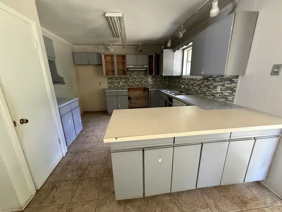 2311 S Fourteenth ST, Longview, TX 75602 - #2
