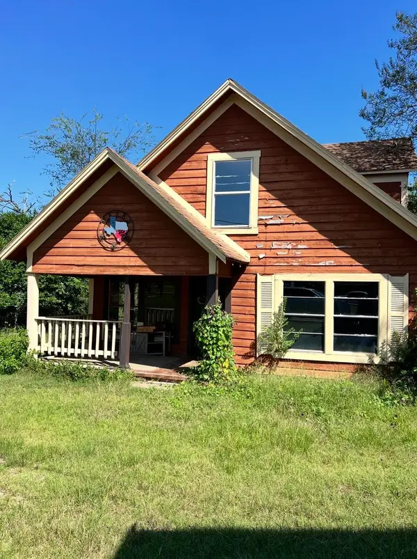 35 Montgomery, Avinger, TX 75630