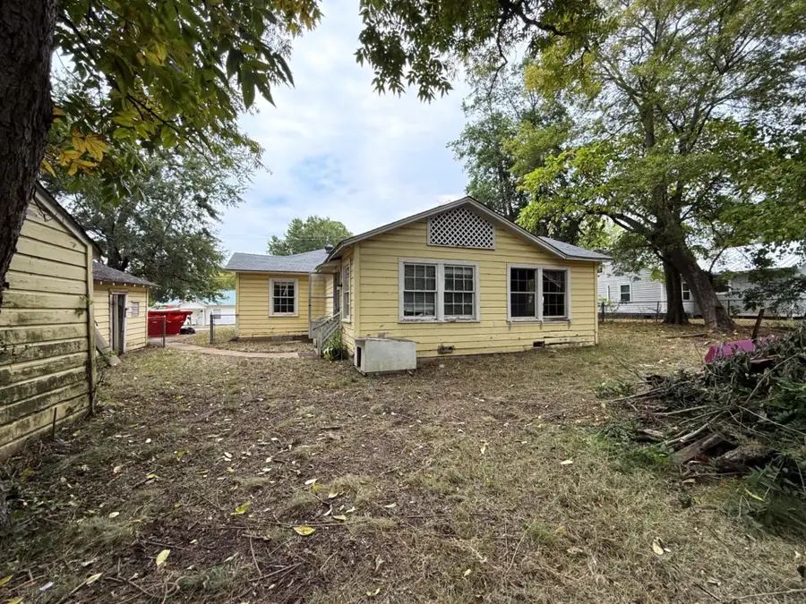 829 Second St., Gilmer, TX 75644 - #3