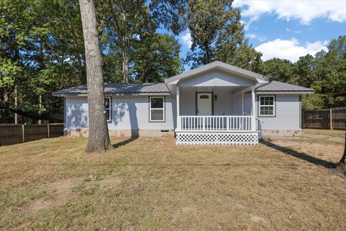 1605 N LARISSA ST, Longview, TX 75604 - #1