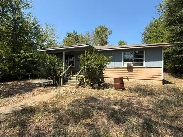 404 W Marshall, Gladewater, TX 75647 - #1