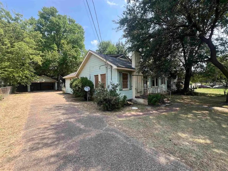 615 E Buchanan, Longview, TX 75602 - #2