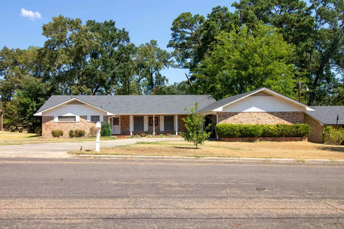 203 Hickory St., Gladewater, TX 75647 - #1