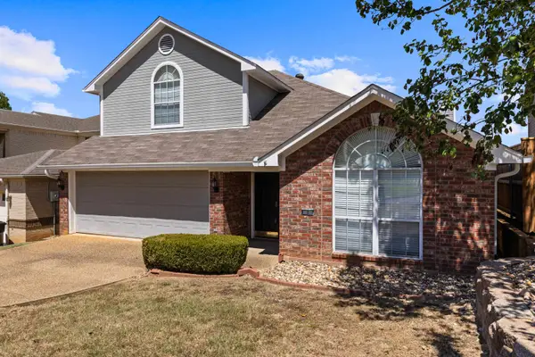 2 Oak Creek Ridge Drive, Longview, TX 75605