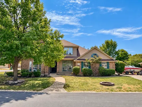311 Ridge Hollow Trail, Venus, TX 76084