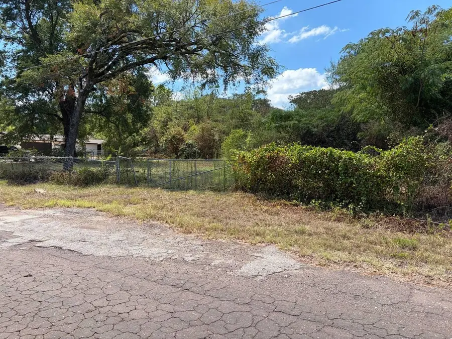 1007 Melvin Street, Longview, TX 75604 - #2