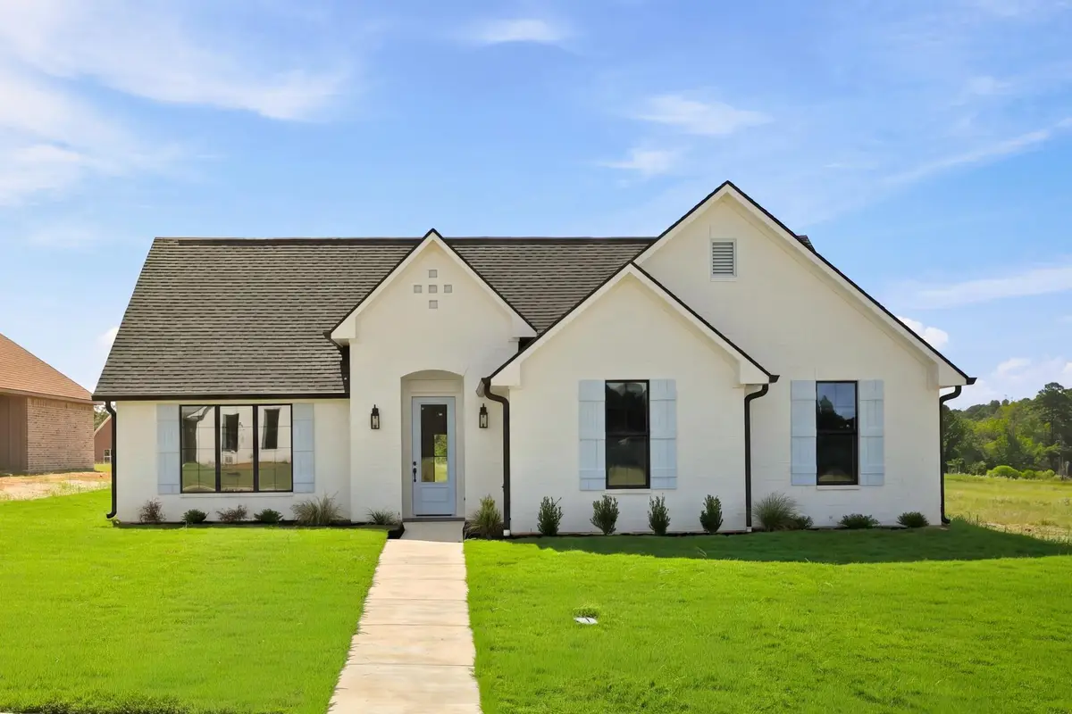 155 Roy Pace Dr, Gladewater, TX 75647 - #1
