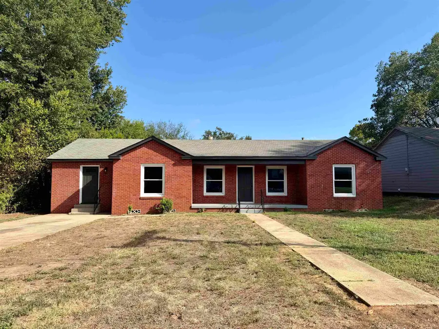 809 Emmons, Kilgore, TX 75662 - #2
