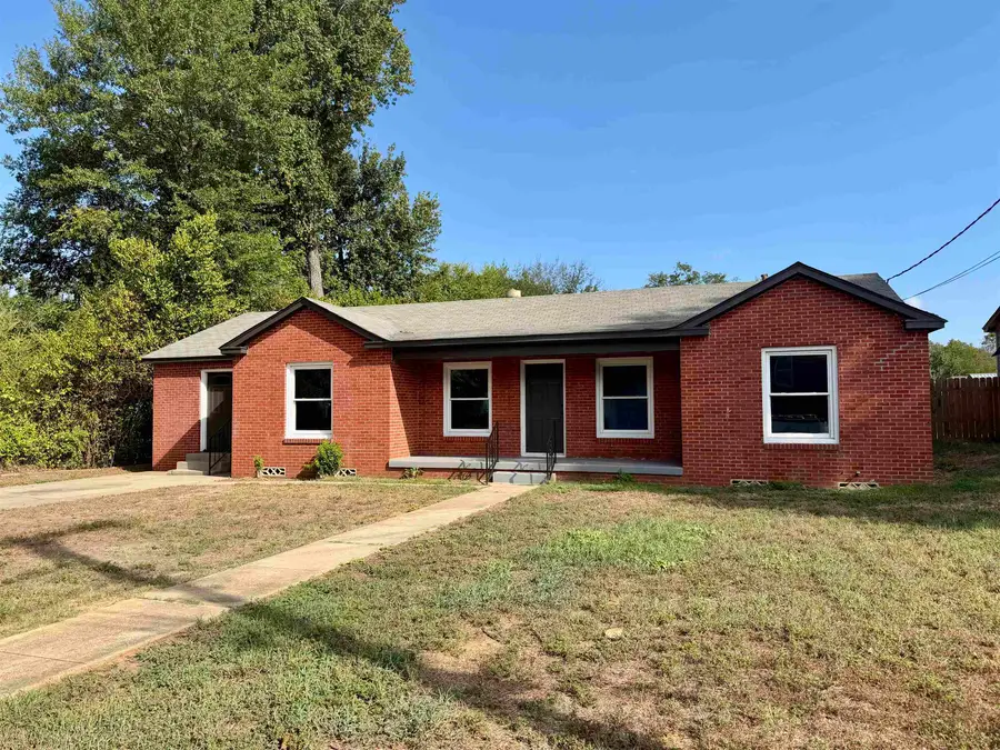 809 Emmons, Kilgore, TX 75662 - #3