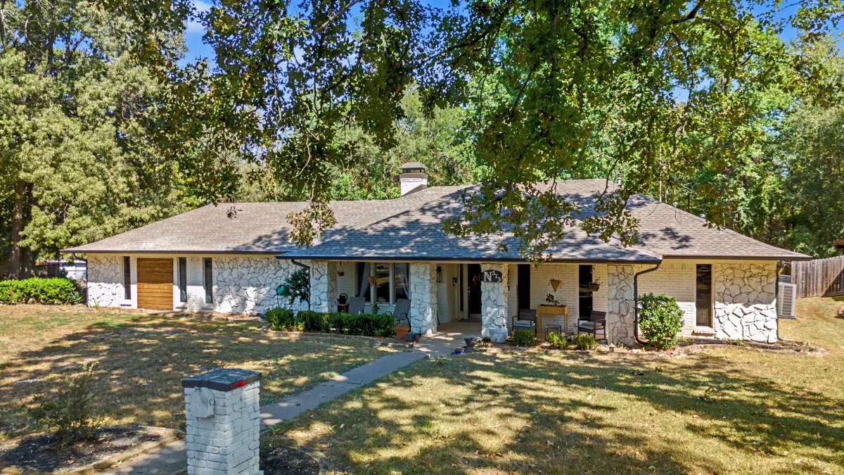 523 Richfield, Longview, TX 75605 - #1