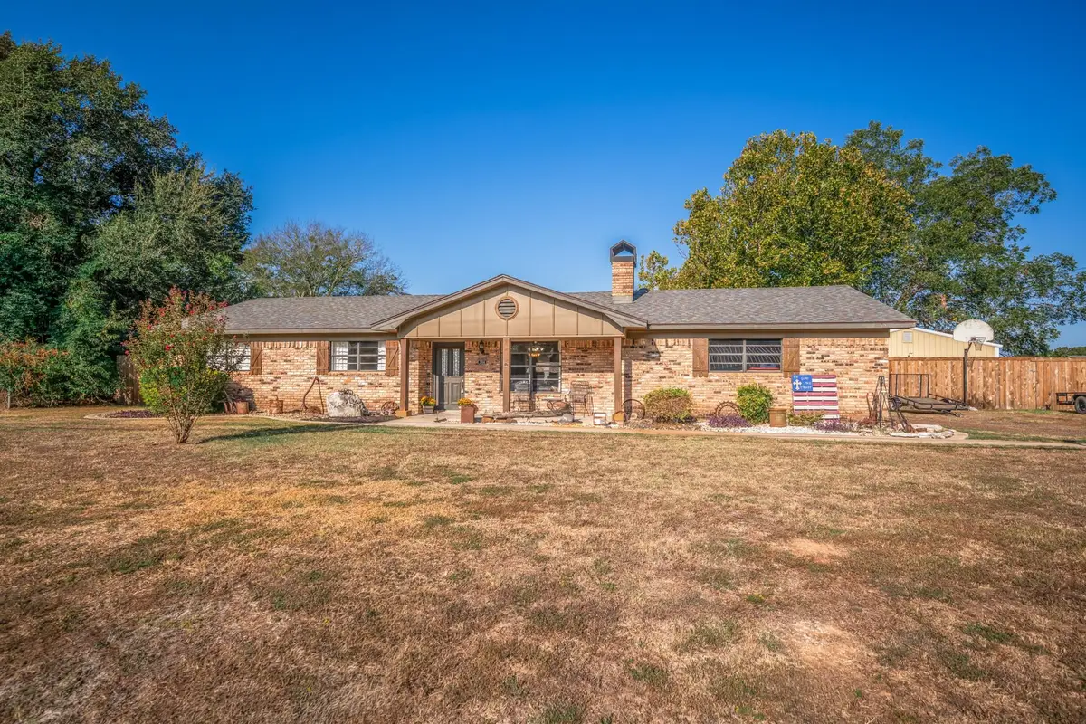 284 Pitner St, Kilgore, TX 75662 - #1