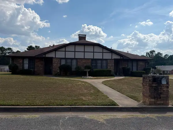 2000 Majestic Pace, Longview, TX 75604