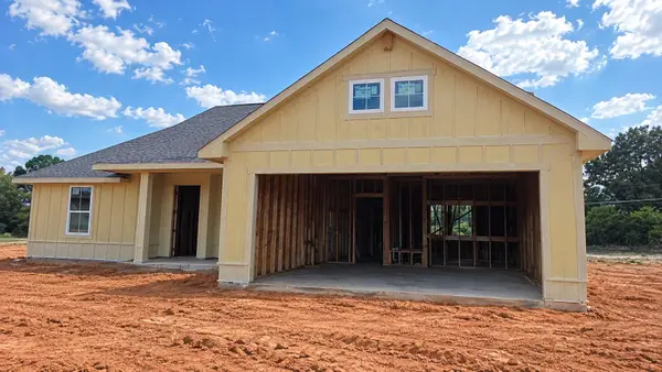 1522 Grace Acres Lane, Longview, TX 75605