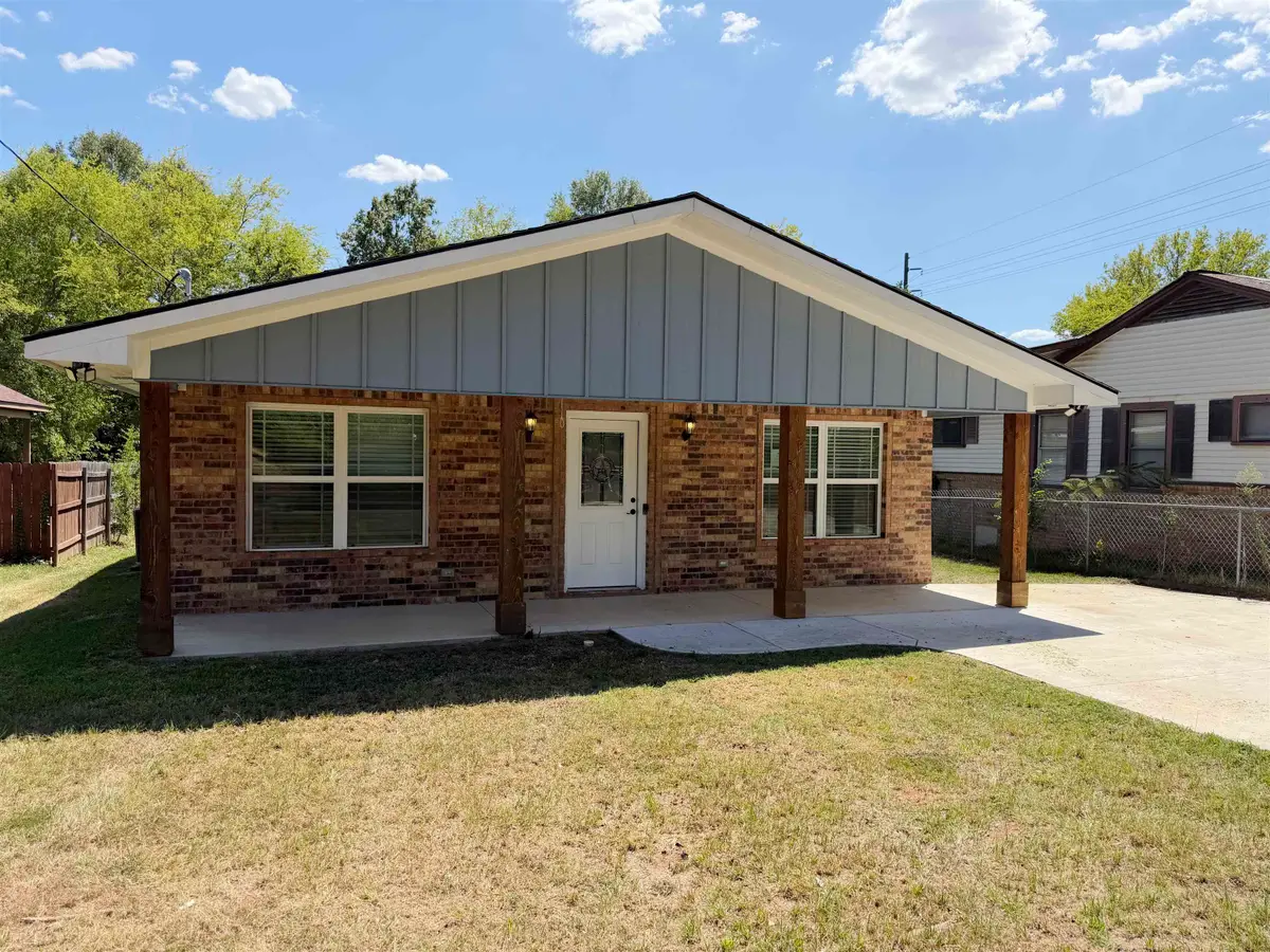 1210 Ridgelea Ave, Longview, TX 75602 - #1